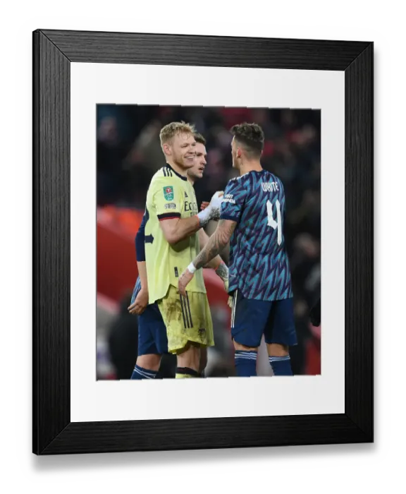 Framed Print : Arsenal's Ramsdale and White Reflect after Carabao Cup Semi-Final First Leg vs Liverpool Framed Print : Arsenal's Ramsdale and White Reflect after Carabao Cup Semi-Final First Leg vs Liverpool