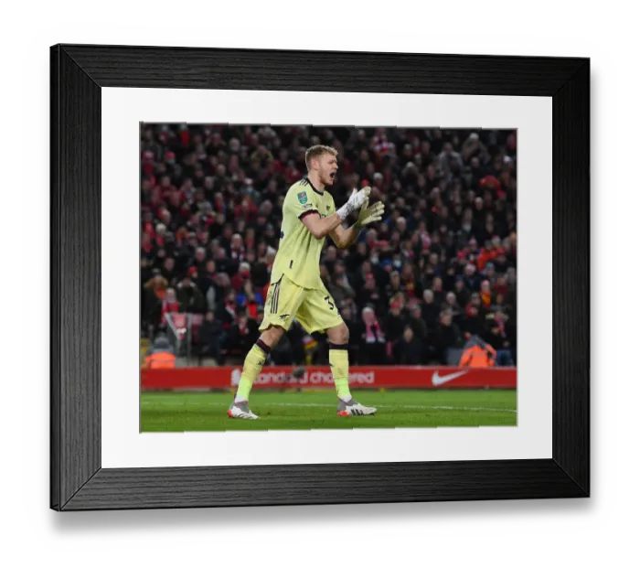 Framed Print : Arsenal's Ramsdale Faces Off Against Liverpool in Carabao Cup Semi-Final Showdown