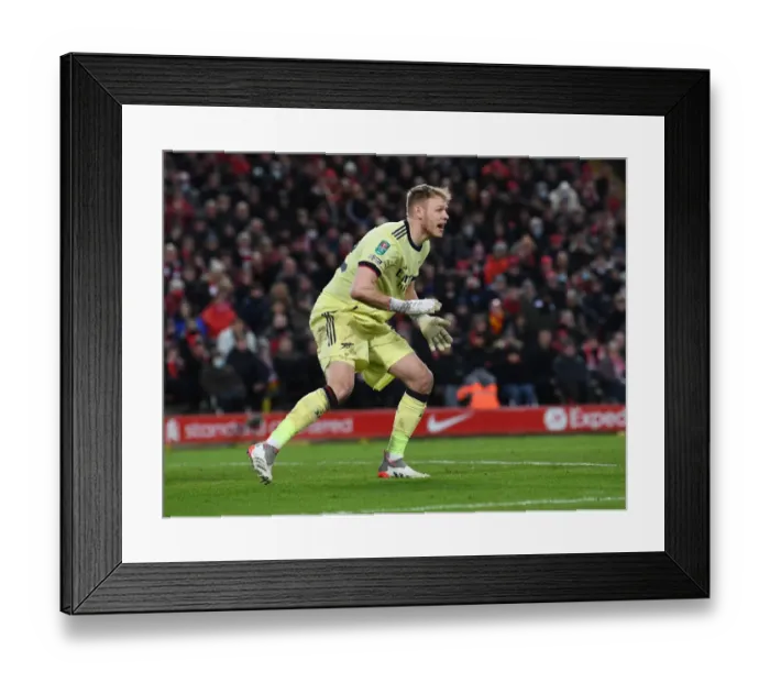 Framed Print : Arsenal's Aaron Ramsdale Faces Off Against Liverpool in Carabao Cup Semi-Final Showdown