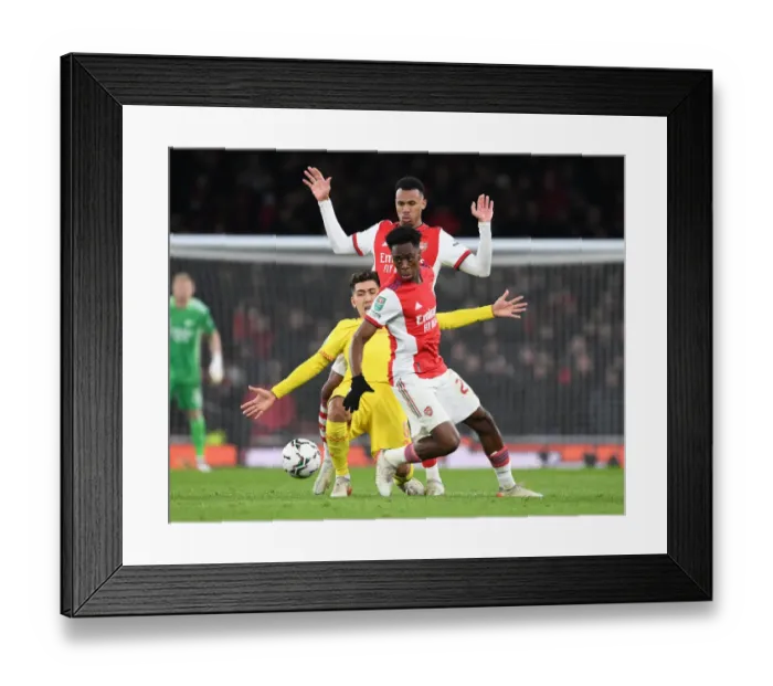 Framed Print : Arsenal vs. Liverpool: Carabao Cup Semi-Final Showdown at Emirates Stadium