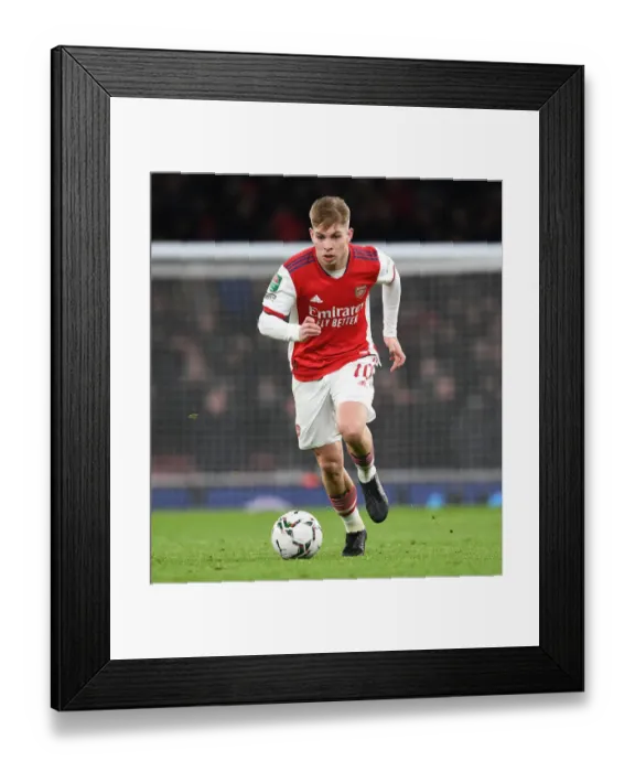 Framed Print : Arsenal's Emile Smith Rowe in Carabao Cup Semi-Final Clash against Liverpool