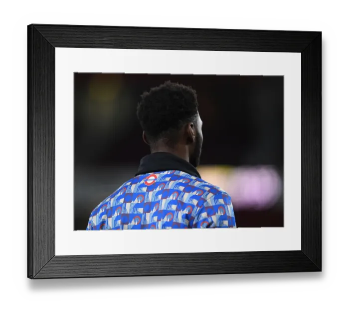 Framed Print : Arsenal's Arthur Okonkwo Prepares for Carabao Cup Showdown Against Liverpool