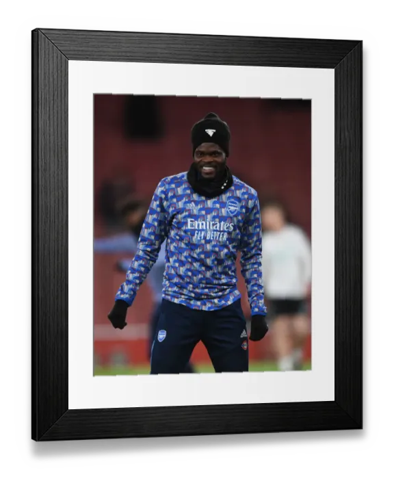 Framed Print : Thomas Partey Gears Up: Arsenal vs Liverpool Carabao Cup Semi-Final Showdown
