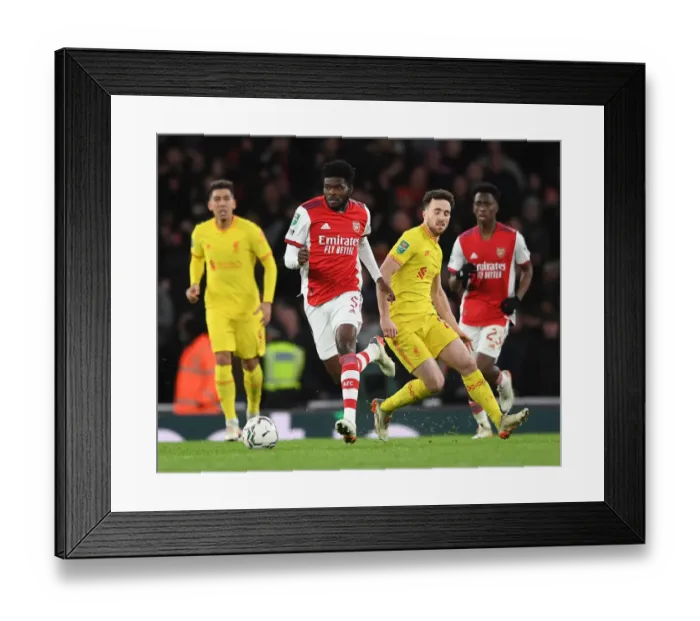 Framed Print : Arsenal vs Liverpool: Carabao Cup Semi-Final Showdown - Thomas Partey vs Diogo Jota Clash