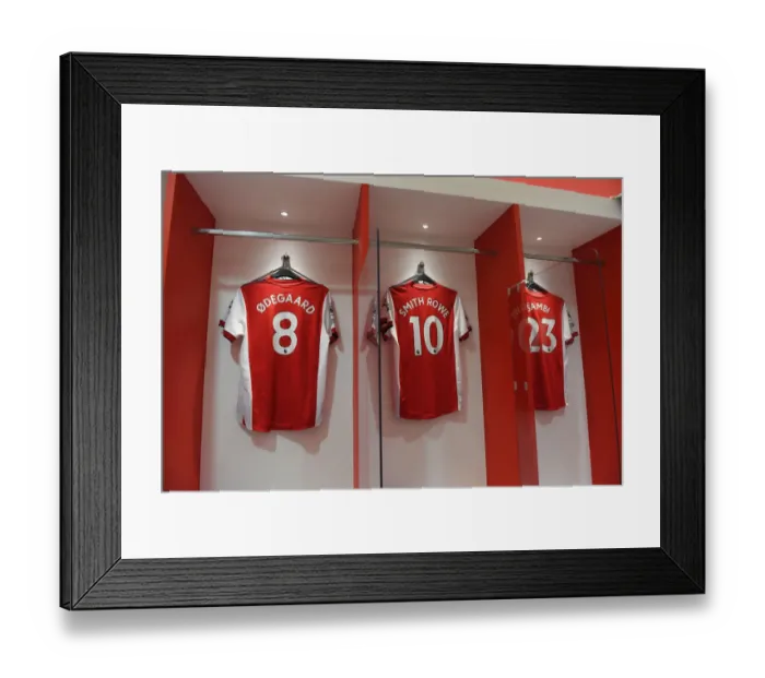 Framed Print : Arsenal Changing Room: Martin Odegaard, Emile Smith Rowe, and Sambi Prepare for Arsenal v Burnley (2021-22)