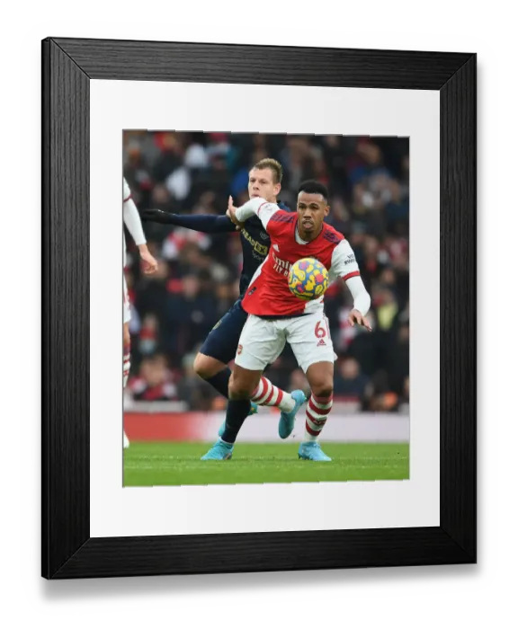 Framed Print : Arsenal's Gabriel Outmaneuvers Burnley's Vydra in Premier League Clash
