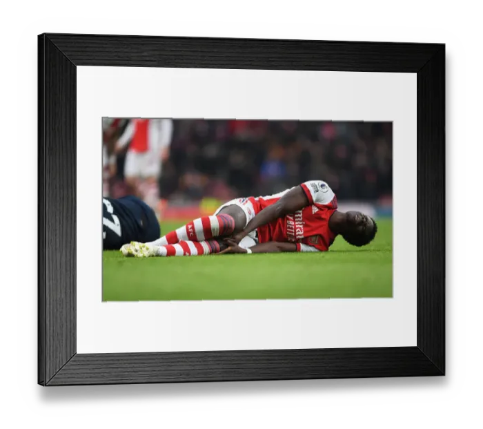 Framed Print : Bukayo Saka in Action: Arsenal vs. Burnley, Premier League 2021-22 Framed Print : Bukayo Saka in Action: Arsenal vs. Burnley, Premier League 2021-22