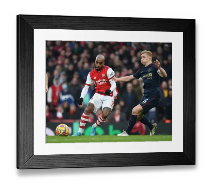 Framed Print : Intense Battle: Lacazette vs. Tarkowski in Arsenal's Premier League Clash against Burnley Framed Print : Intense Battle: Lacazette vs. Tarkowski in Arsenal's Premier League Clash against Burnley