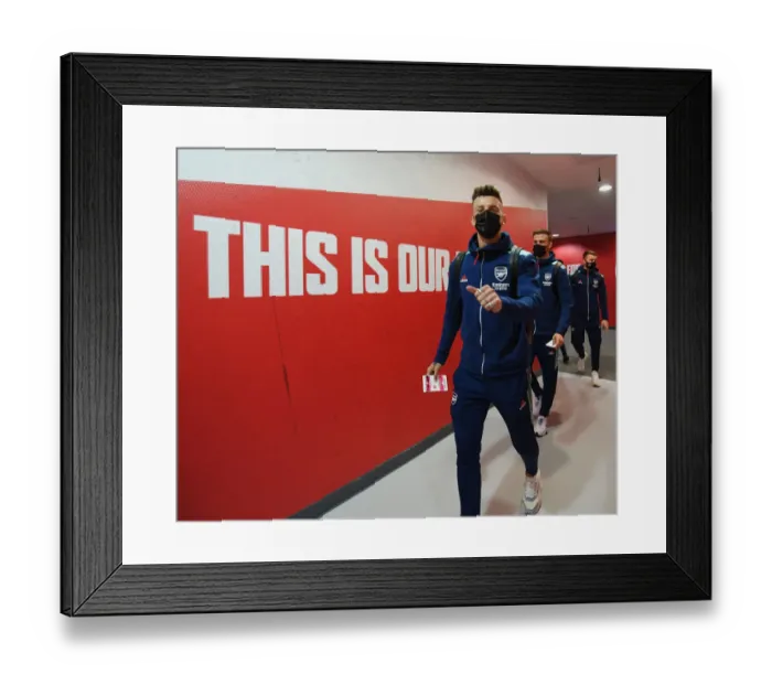Framed Print : Arsenal's Ben White Gears Up for Arsenal v Burnley Clash in Premier League