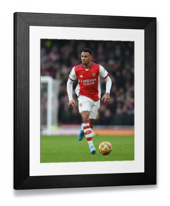 Framed Print : Gabriel Magalhaes in Action: Arsenal vs Burnley, Premier League 2021-22