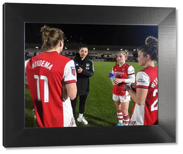 Arsenal Women Celebrate Victory Over Brighton Hove Albion in FA WSL