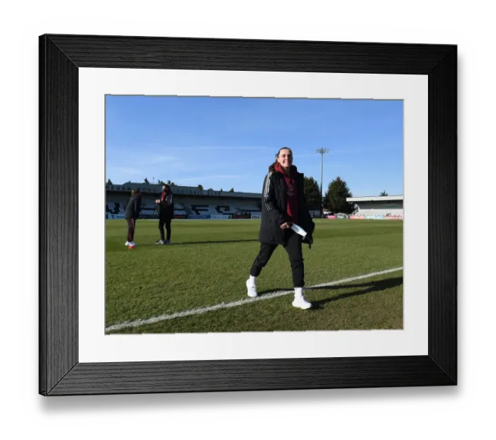 Framed Print : Arsenal Women v Manchester United Women - Barclays FA Womens Super League