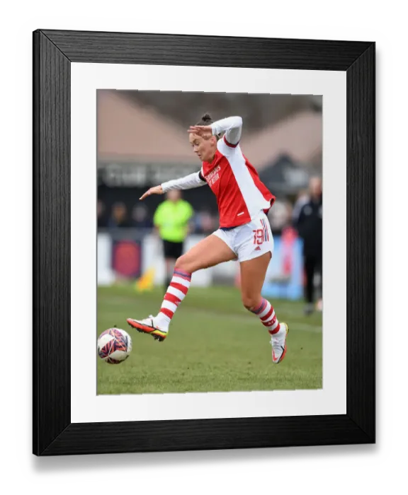 Framed Print : Arsenal's Caitlin Foord in Action Against Manchester United Women - FA WSL 2021-22 Framed Print : Arsenal's Caitlin Foord in Action Against Manchester United Women - FA WSL 2021-22
