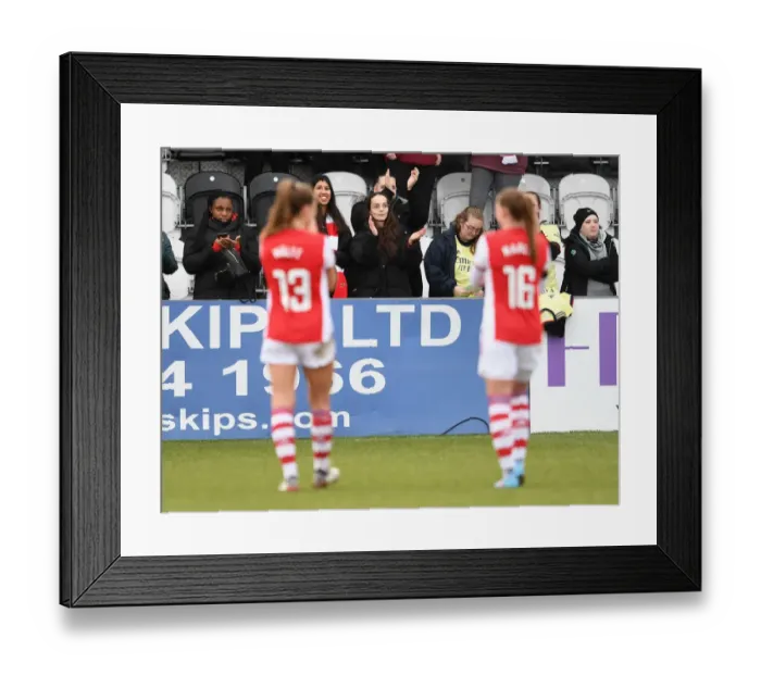 Framed Print : Arsenal Women Triumph Over Manchester United Women in FA WSL Clash