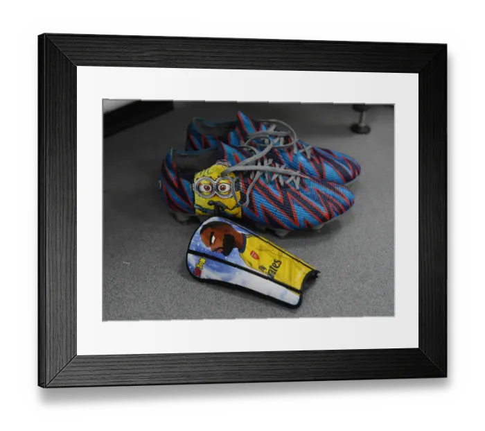 Framed Print : Alexis Lacazette: Preparing for Battle - Arsenal's Star Forward Gears Up against Wolverhampton Wanderers