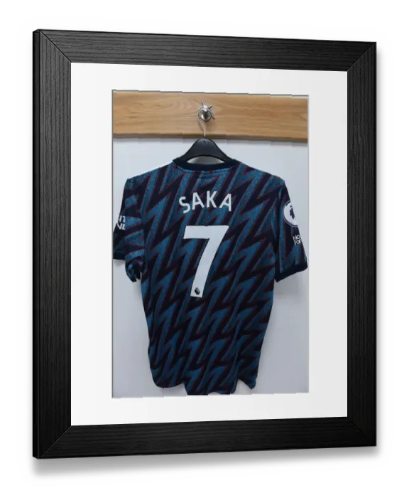 Framed Print : Arsenal's Bukayo Saka: Pre-Match Preparation at Wolverhampton Wanderers Molineux