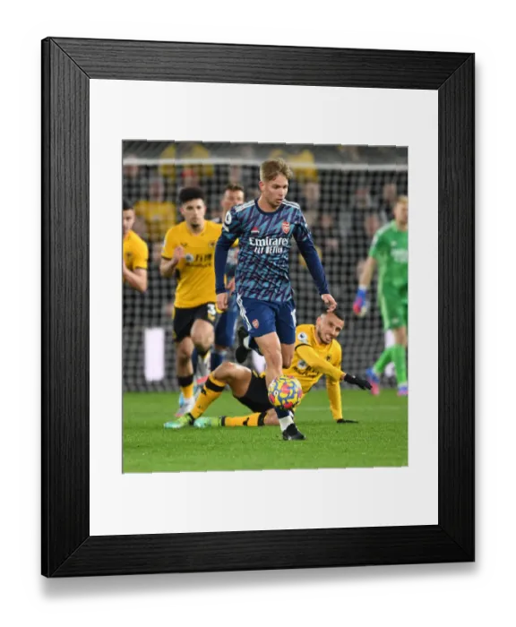 Framed Print : Emile Smith Rowe in Action: Wolverhampton Wanderers vs Arsenal, Premier League 2021-22