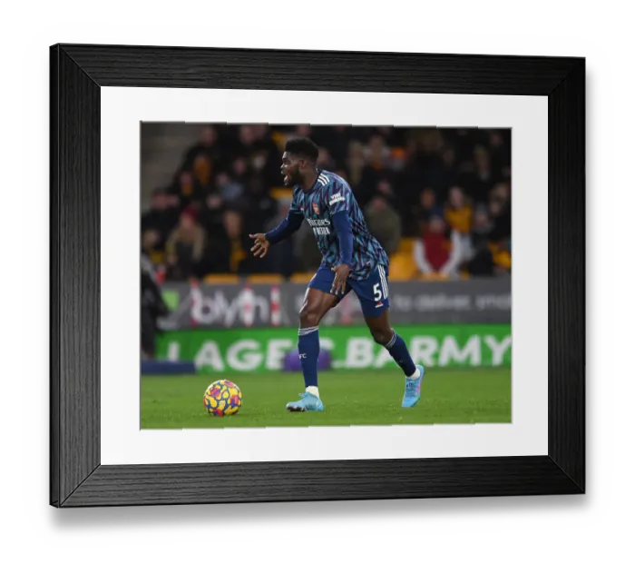 Framed Print : Thomas Partey in Action: Wolverhampton Wanderers vs Arsenal, Premier League 2021-22