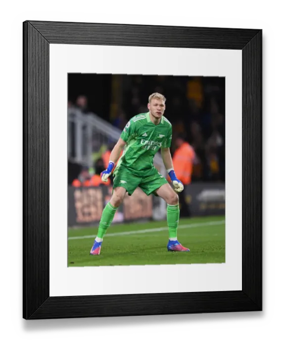 Framed Print : Arsenal's Aaron Ramsdale Faces Off in Intense Premier League Showdown Against Wolverhampton Wanderers