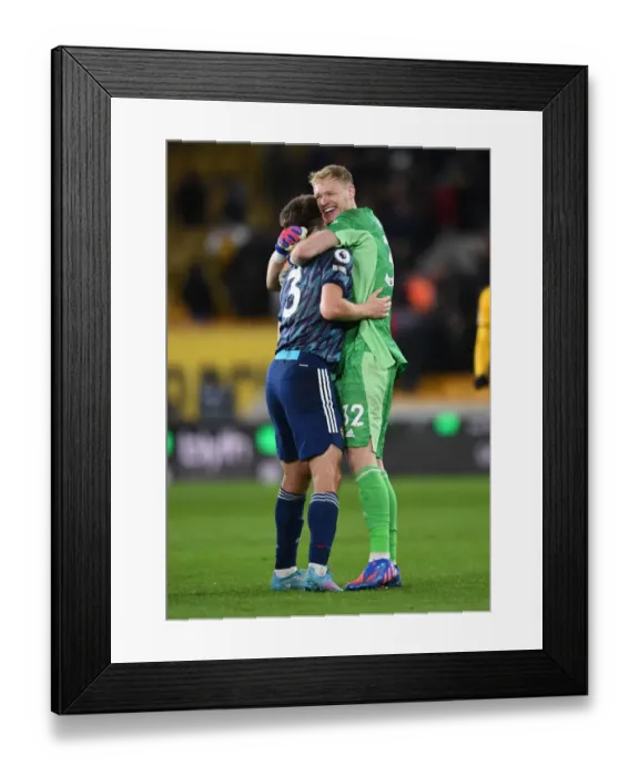 Framed Print : Arsenal's Ramsdale and Tierney Reunite After Wolverhampton Clash - Premier League 2021-22 Framed Print : Arsenal's Ramsdale and Tierney Reunite After Wolverhampton Clash - Premier League 2021-22