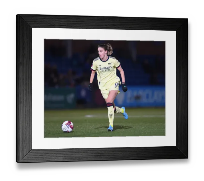 Framed Print : Vivianne Miedema in Action: Chelsea Women vs. Arsenal Women, FA WSL 2021-22