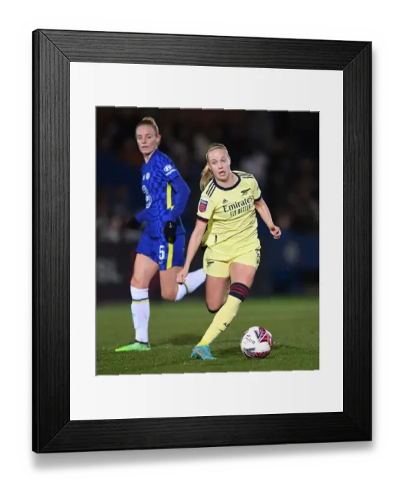 Framed Print : Beth Mead in Action: Chelsea Women vs. Arsenal Women, FA WSL Match, February 2022