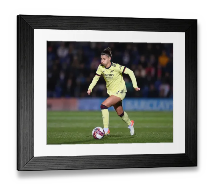 Framed Print : Steph Catley in Action: Chelsea Women vs Arsenal Women, FA WSL 2021-22