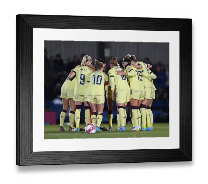 Framed Print : Arsenal Women Huddle Before Chelsea Showdown: FA WSL Clash at Kingsmeadow Framed Print : Arsenal Women Huddle Before Chelsea Showdown: FA WSL Clash at Kingsmeadow