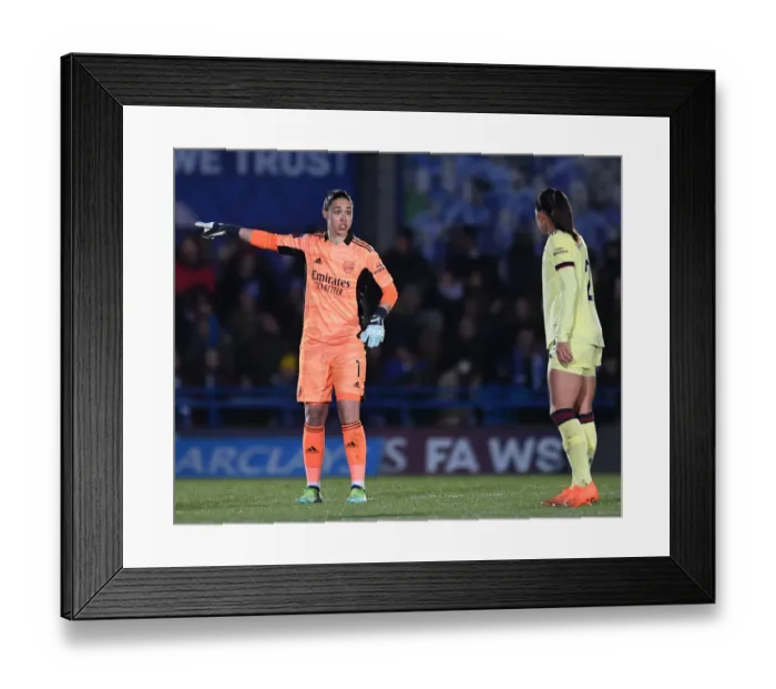 Framed Print : Manuela Zinsberger in Action: Arsenal Women vs. Chelsea (FA WSL)