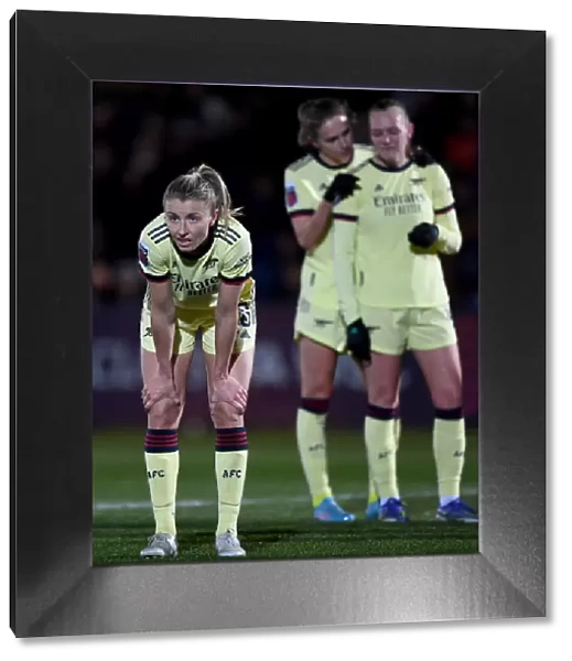 Leah Williamson in Action: Chelsea Women vs Arsenal Women, FA WSL 2021-22