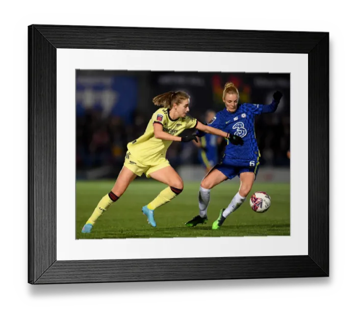 Framed Print : Vivianne Miedema vs. Sophie Ingle: A Battle in the FA WSL Clash Between Chelsea Women and Arsenal Women