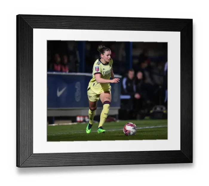 Framed Print : Arsenal's Laura Wienroither Goes Head-to-Head with Chelsea Women in FA WSL Showdown