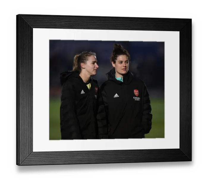 Framed Print : Arsenal Women's Vivianne Miedema and Jennifer Beattie Celebrate after Chelsea Clash in FA WSL