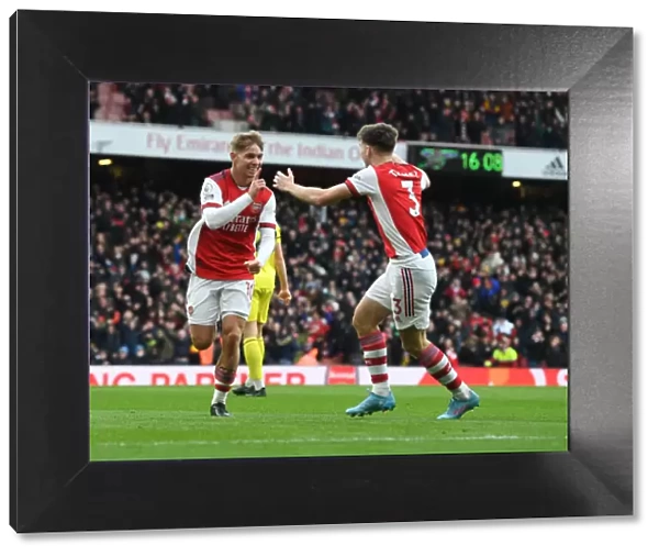 Smith Rowe and Tierney: Arsenal's Celebratory Moment as They Score First Goal Against Brentford (2021-22 Premier League)