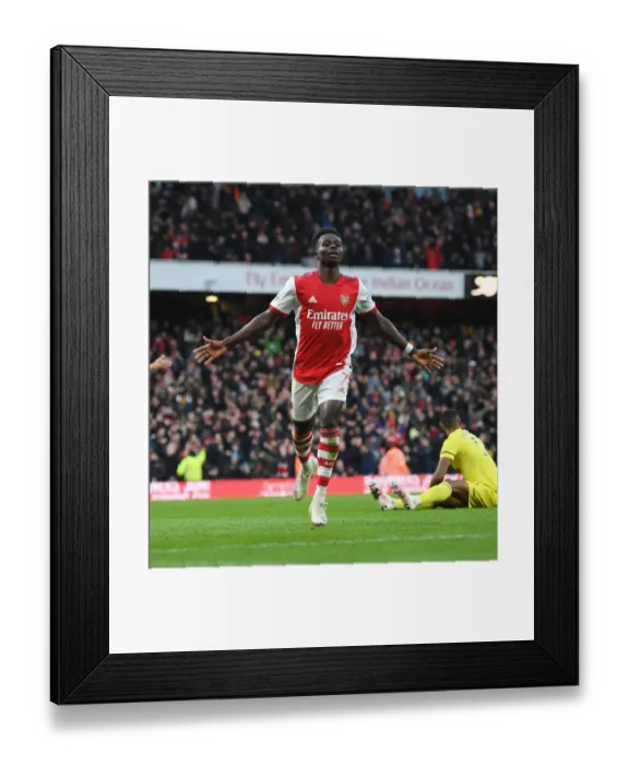 Framed Print : Arsenal's Bukayo Saka Scores Second Goal Against Brentford in 2021-22 Premier League