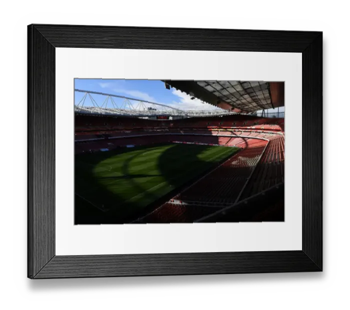 Framed Print : Arsenal vs. Wolverhampton Wanderers: Premier League Showdown at Emirates Stadium