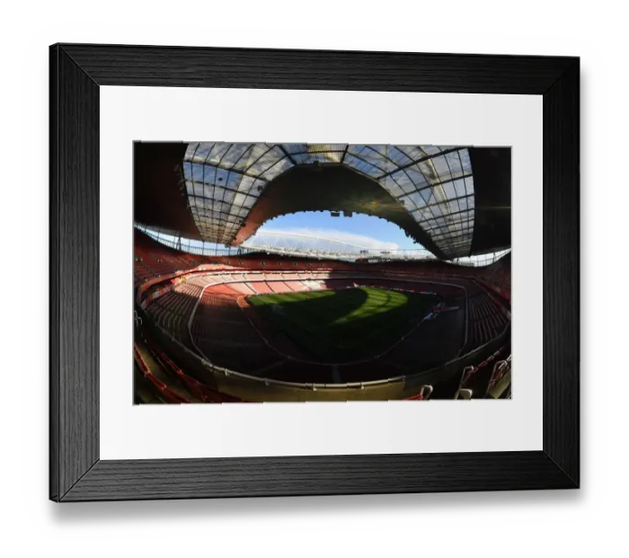 Framed Print : Arsenal vs. Wolverhampton Wanderers: Premier League Showdown at Emirates Stadium
