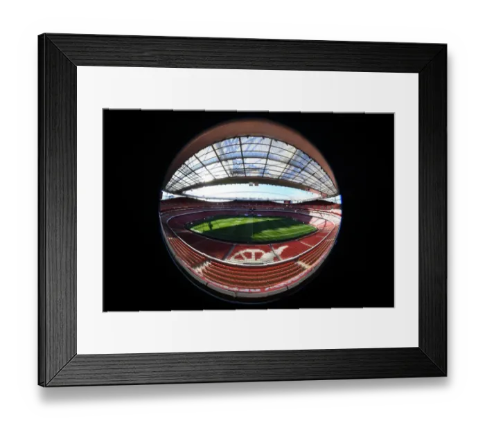 Framed Print : Arsenal vs. Wolverhampton Wanderers: Premier League Showdown at Emirates Stadium