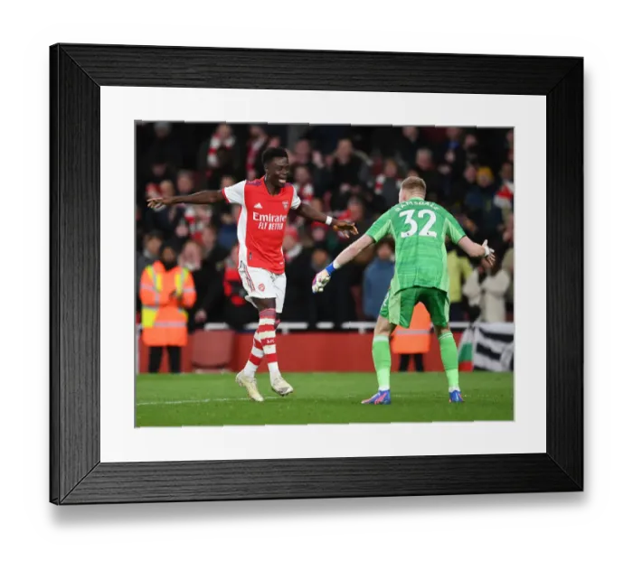 Framed Print : Arsenal Celebrate Win Against Wolverhampton Wanderers: Bukayo Saka and Aaron Ramsdale Framed Print : Arsenal Celebrate Win Against Wolverhampton Wanderers: Bukayo Saka and Aaron Ramsdale