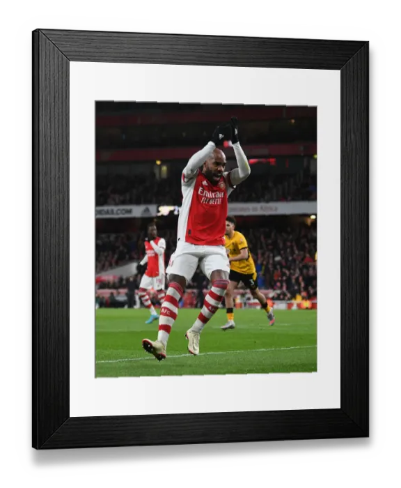 Framed Print : Arsenal's Alexandre Lacazette Fires Up the Crowd vs. Wolverhampton Wanderers, Premier League 2021-22 Framed Print : Arsenal's Alexandre Lacazette Fires Up the Crowd vs. Wolverhampton Wanderers, Premier League 2021-22