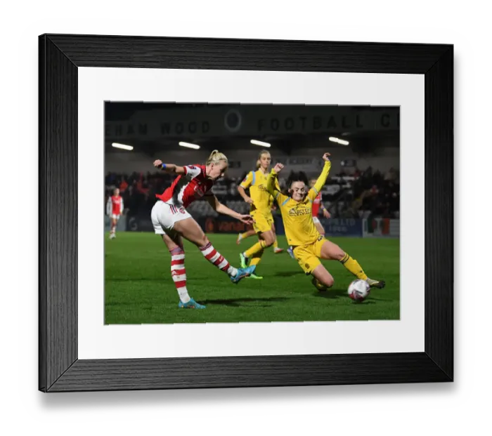 Framed Print : Arsenal's Beth Mead Faces Off Against Reading's Lily Woodham in FA WSL Clash Framed Print : Arsenal's Beth Mead Faces Off Against Reading's Lily Woodham in FA WSL Clash
