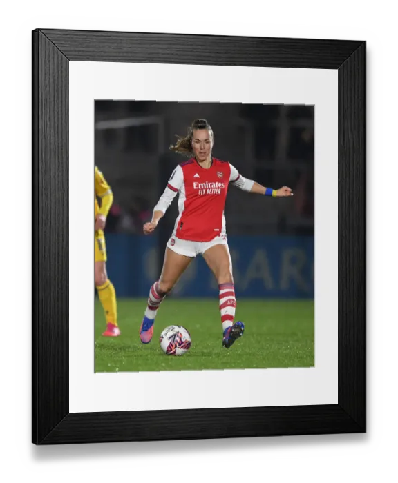 Framed Print : Arsenal's Lia Walti in Action against Reading Women in FA WSL Match Framed Print : Arsenal's Lia Walti in Action against Reading Women in FA WSL Match