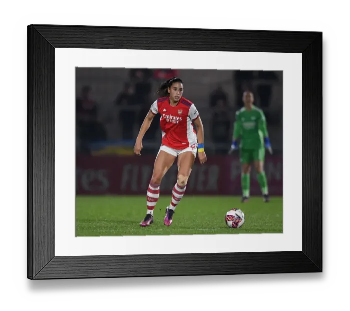 Framed Print : Arsenal's Rafaelle Souza in Action: Arsenal Women vs Reading Women, FA WSL Match, 2021-22 Framed Print : Arsenal's Rafaelle Souza in Action: Arsenal Women vs Reading Women, FA WSL Match, 2021-22