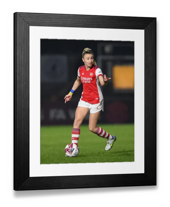 Framed Print : Arsenal's Leah Williamson in Action: Arsenal Women vs. Reading Women, FA WSL Match, 2021-22 Framed Print : Arsenal's Leah Williamson in Action: Arsenal Women vs. Reading Women, FA WSL Match, 2021-22