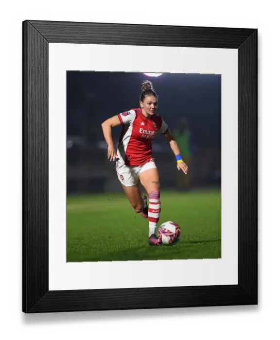 Framed Print : Arsenal Women vs. Reading Women: Clash in the FA WSL at Meadow Park