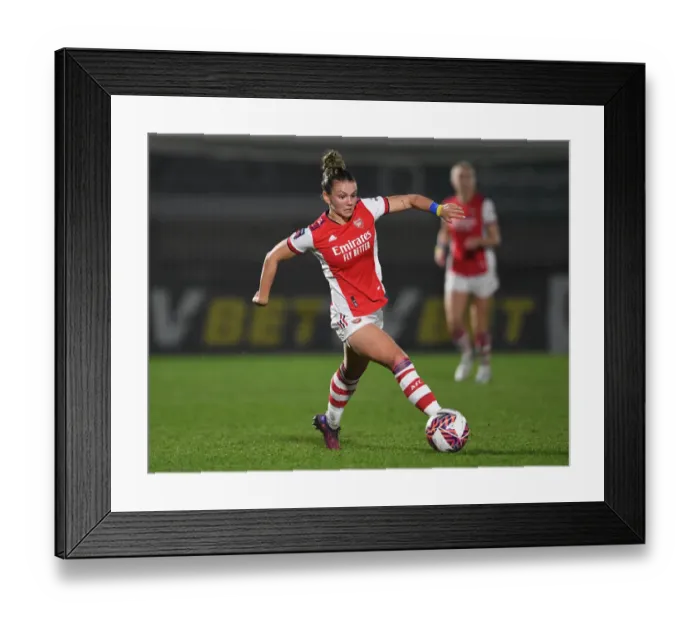 Framed Print : Arsenal Women vs Reading Women: Laura Wienroither in Action during the 2021-22 Barclays FA Womens Super League Match Framed Print : Arsenal Women vs Reading Women: Laura Wienroither in Action during the 2021-22 Barclays FA Womens Super League Match