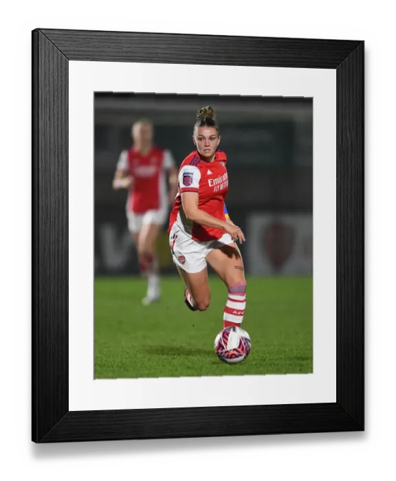 Framed Print : Arsenal's Laura Wienroither in Action: FA WSL Match vs Reading Women (2021-22) Framed Print : Arsenal's Laura Wienroither in Action: FA WSL Match vs Reading Women (2021-22)