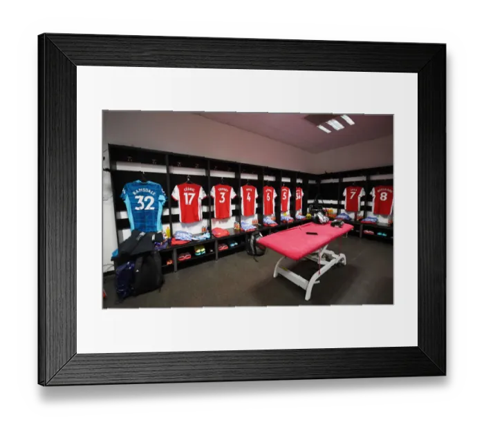 Framed Print : Arsenal Pre-Match Preparations: Watford vs Arsenal, Premier League 2021-22 Framed Print : Arsenal Pre-Match Preparations: Watford vs Arsenal, Premier League 2021-22