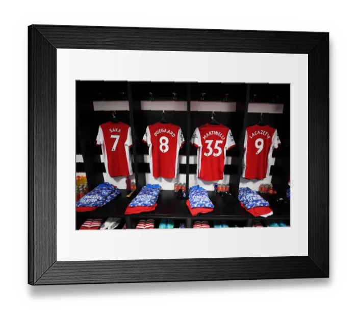 Framed Print : Arsenal Squad Preparing for Watford Match: Saka, Odegaard, Martinelli, Lacazette Framed Print : Arsenal Squad Preparing for Watford Match: Saka, Odegaard, Martinelli, Lacazette