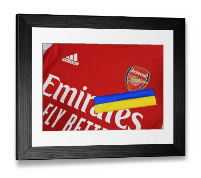 Framed Print : Arsenal's Alex Lacazette Prepares for Premier League Clash Against Watford Framed Print : Arsenal's Alex Lacazette Prepares for Premier League Clash Against Watford